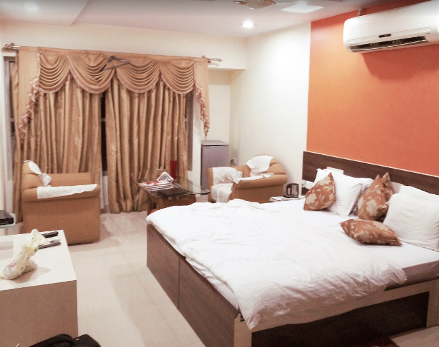 Hotel Abhashree  Civil Lines, Ganj | Maharaja Family Suits 